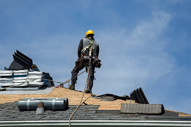 Professional Roofing technician working in Union City, OK